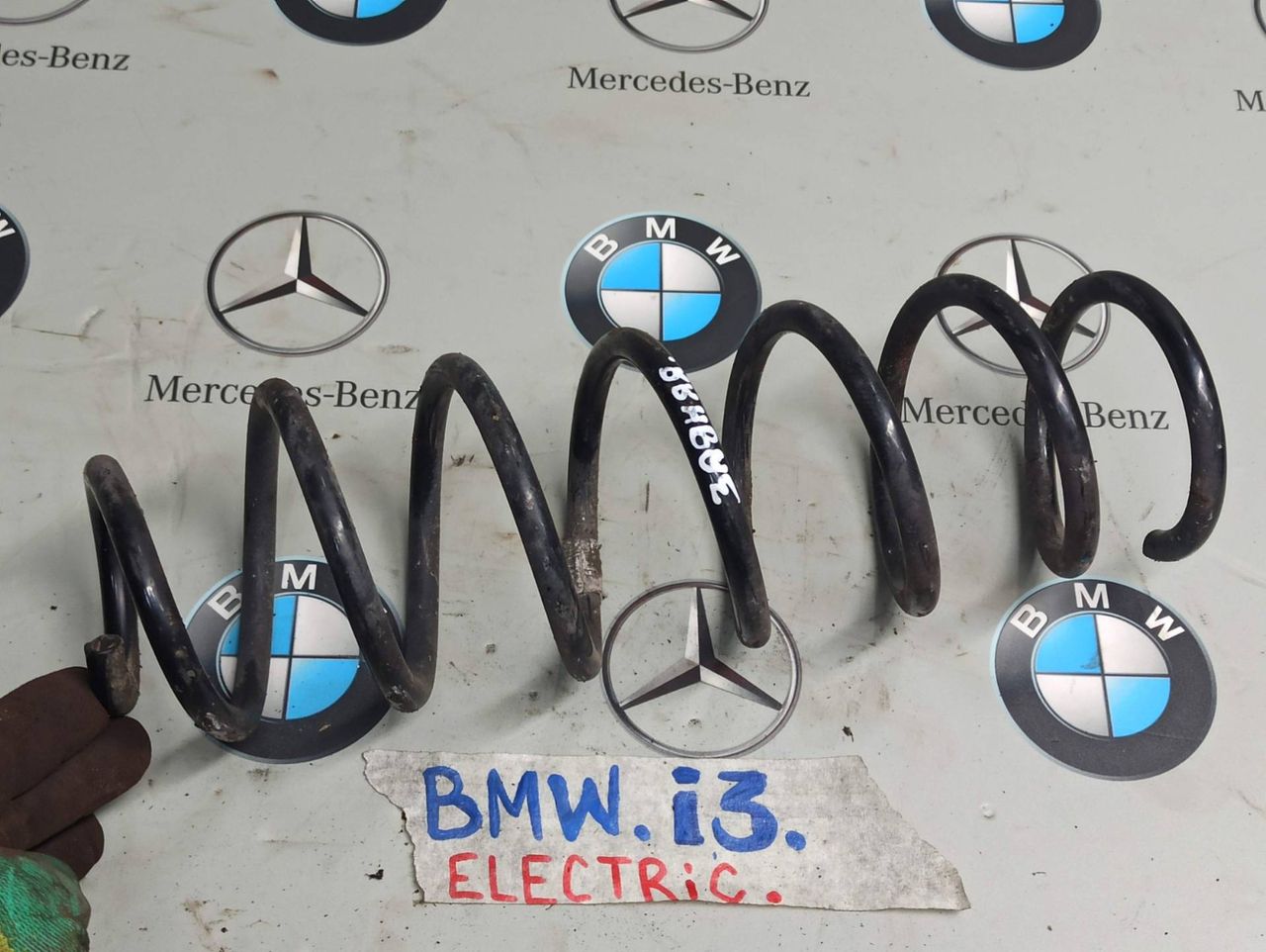 пружина задняя BMW i3 L01 2014