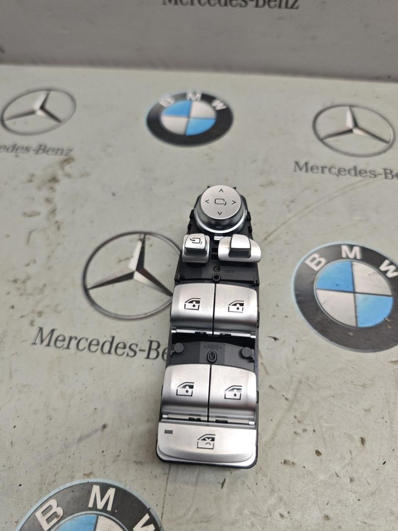блок управления стеклоподъемниками BMW XM G09 2024, 4.4 л., бензин, 475, полный привод, 6847099