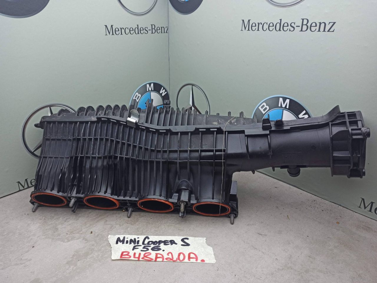 коллектор впускной Mini Cooper S 3 поколение F56 2015, 2.0 л., B48 A20 A, бензин, 7617500