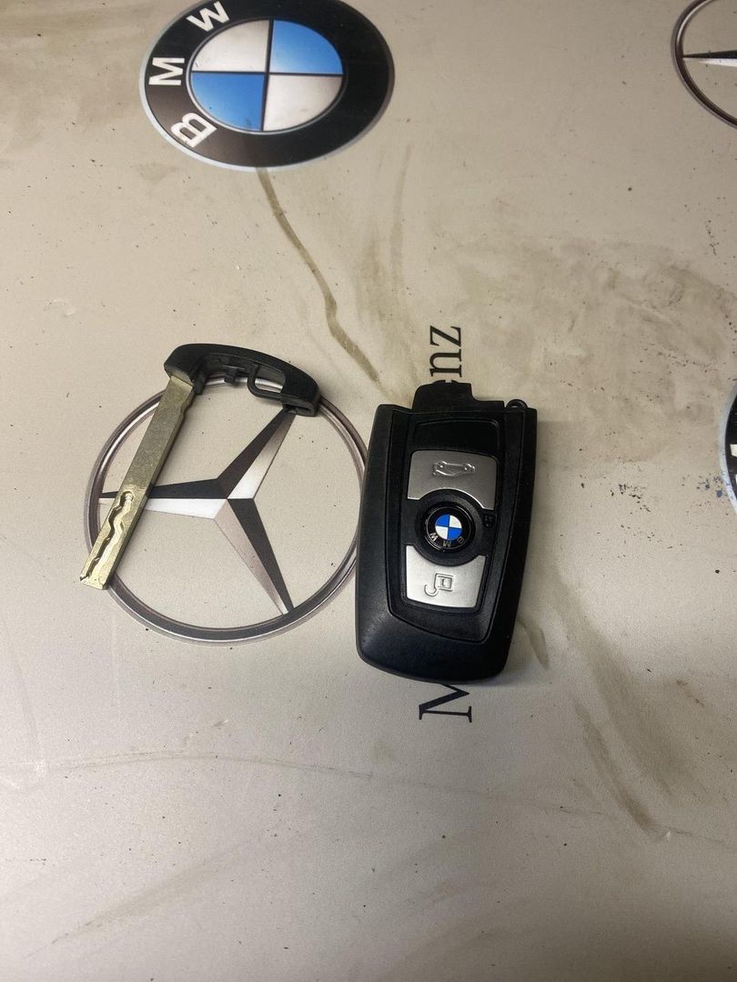 ключ BMW 4 серия F32/F33/F36 2014, 2.0 л., бензин