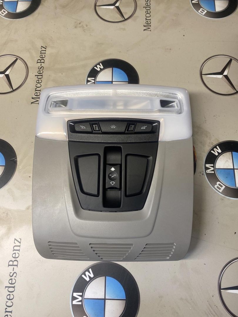 фонарь салона (плафон) BMW 2 серия Active Tourer F45 2015, 2.0 л., бензин, 9365145