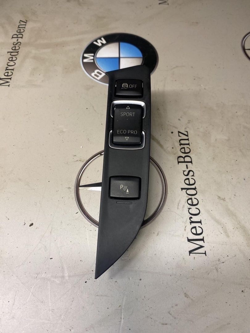 панель управления BMW 4 серия F32/F33/F36 2014, 2.0 л., бензин, 9252921