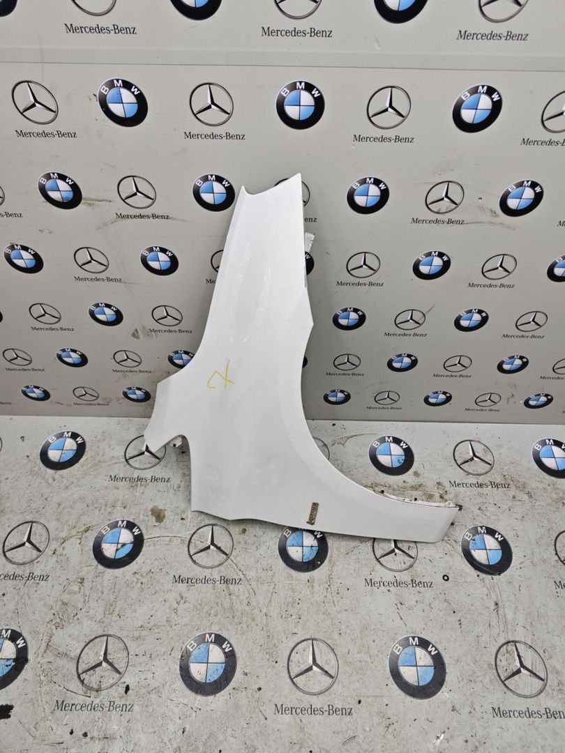 крыло переднее правое BMW 2 серия Active Tourer F45 2015, 2.0 л., B48 A20 A