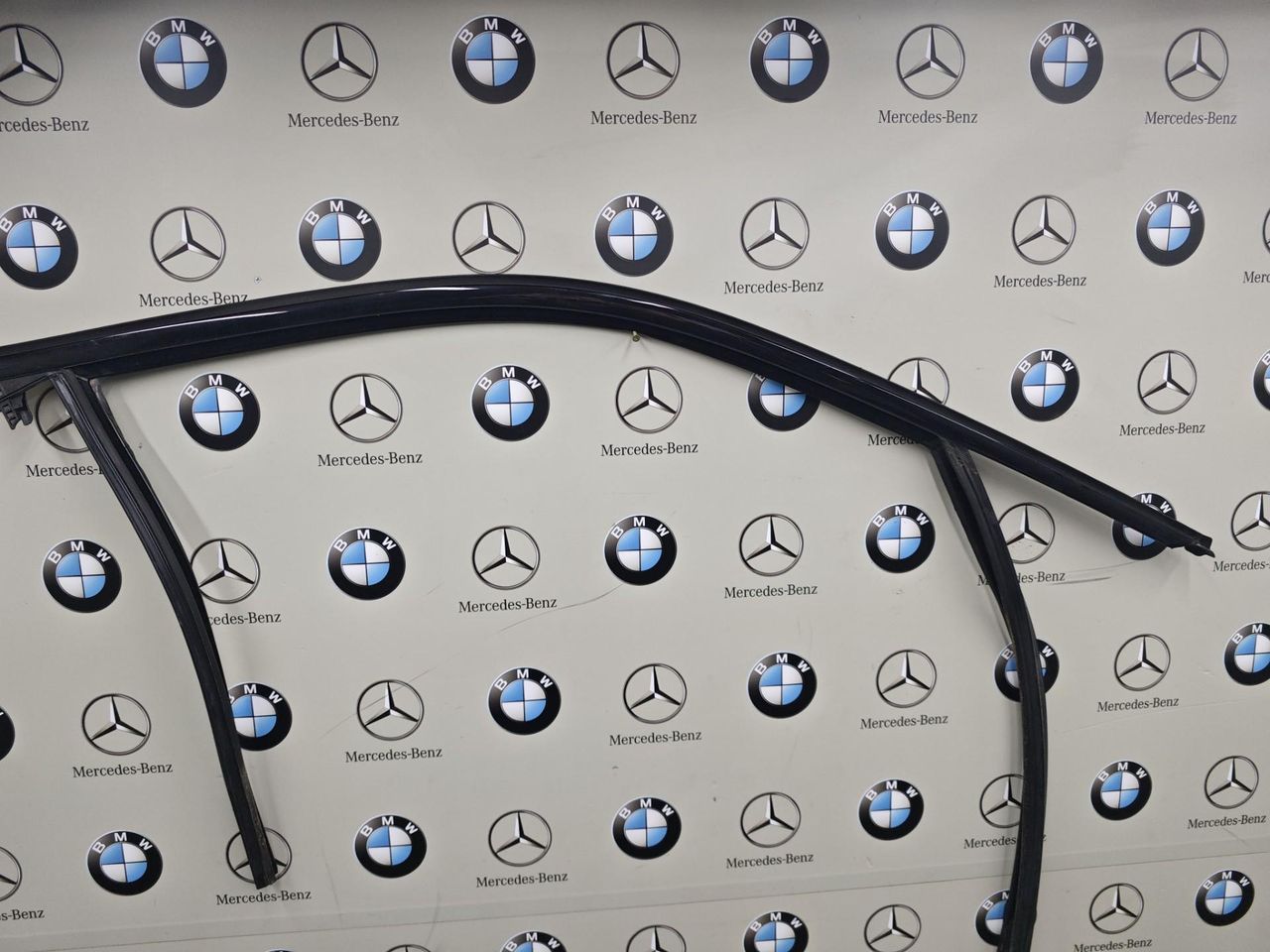 молдинг двери передней правой BMW XM G09 2024, 4.4 л., бензин, 475, полный привод