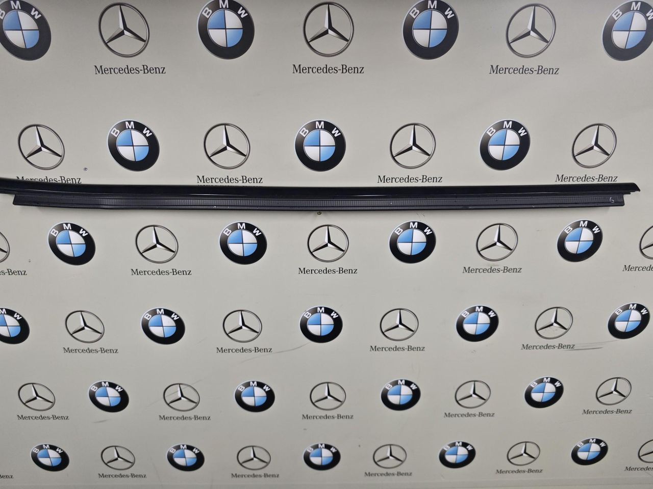 молдинг двери задней правой BMW XM G09 2024, 4.4 л., бензин, 475, полный привод