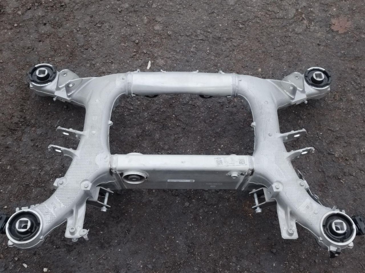 балка подвески задняя BMW X5 M F95 [рестайлинг] 2023, 4.4 л., бензин, 416, 8091179