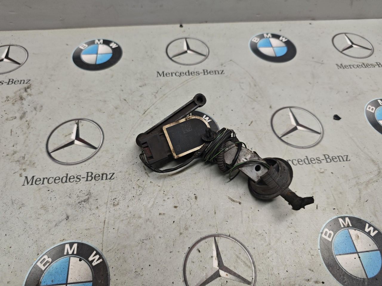 датчик дорожного просвета BMW 4 серия F32/F33 2014, 2.0 л., бензин, купе, 6860843