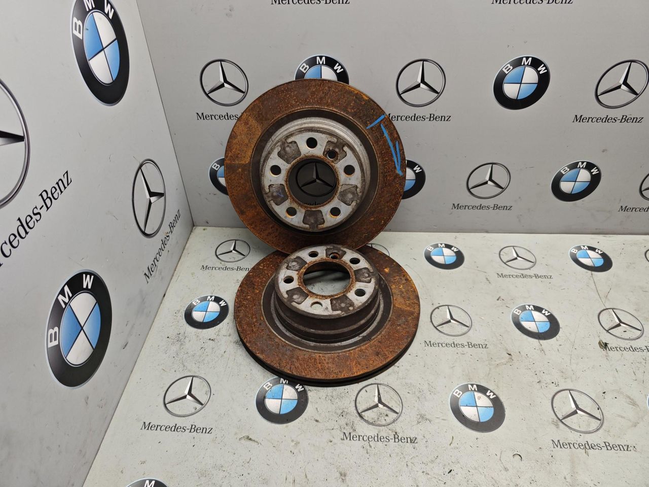 диски тормозные задние BMW 4 серия F32/F33 2014, 2.0 л., бензин, купе, 6792227