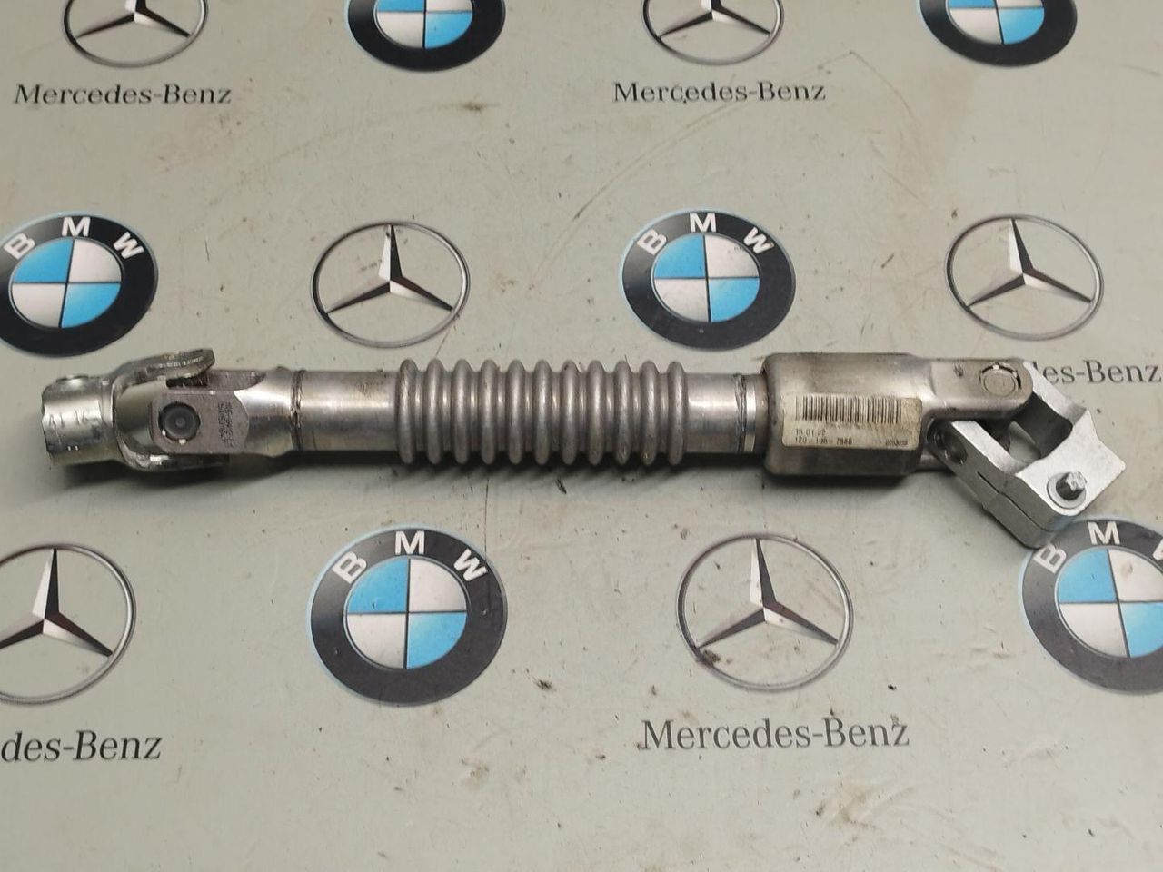 рулевой карданчик BMW 2 серия Active Tourer F45 2015, 2.0 л., бензин, 5968656