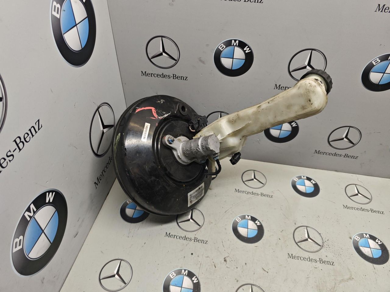 вакуумный усилитель тормозов BMW 2 серия Active Tourer F45 2015, 2.0 л., B48 A20 A, 6857914