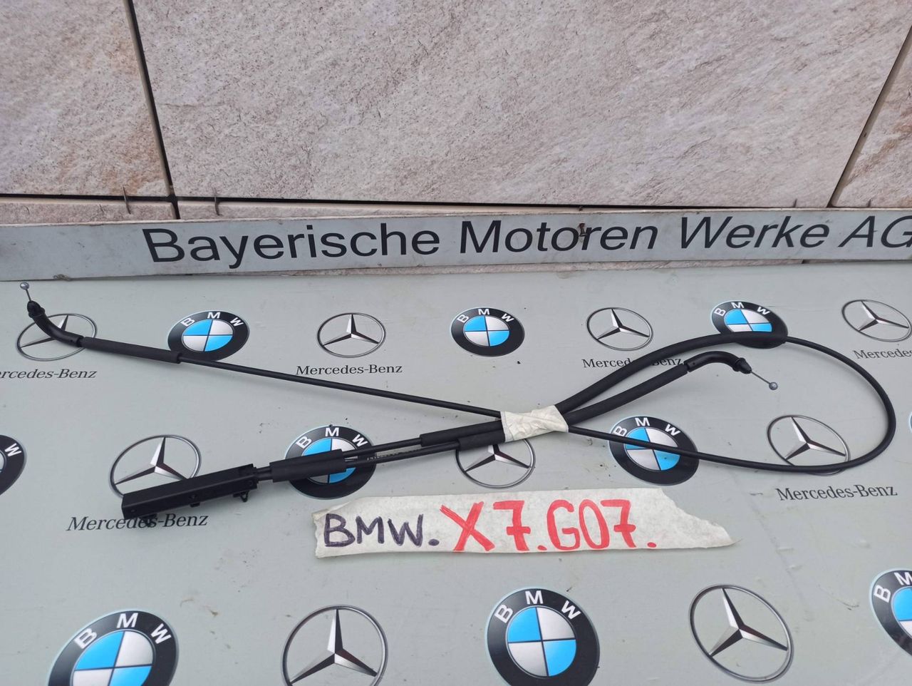 трос капота BMW X7 G07 [рестайлинг] 2023, 3.0 л., B58B30, бензин, 475, полный привод, 7418204