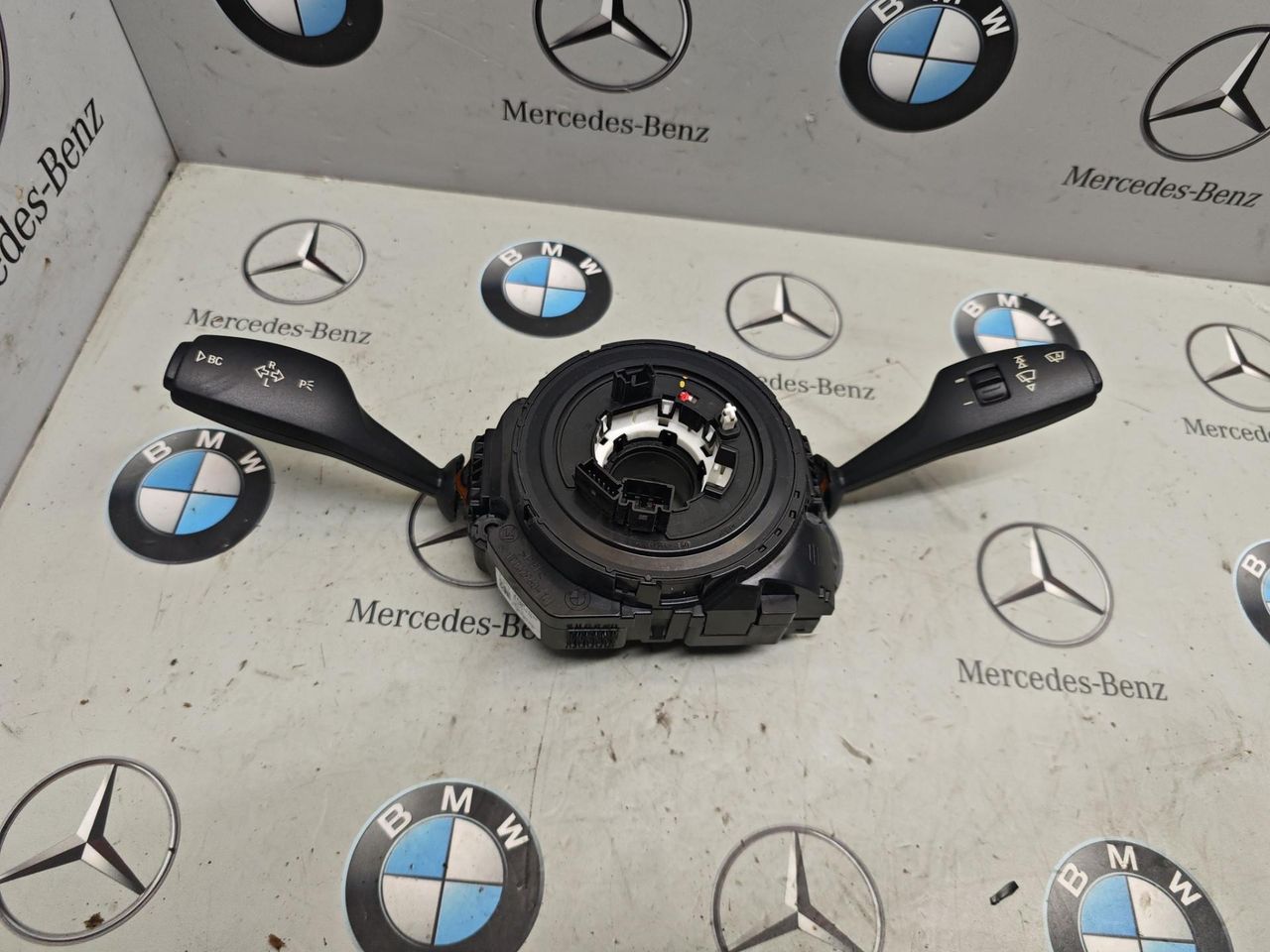 переключатель подрулевой (стрекоза) BMW 4 серия F32/F33/F36 2014, 2.0 л., бензин, 9351140