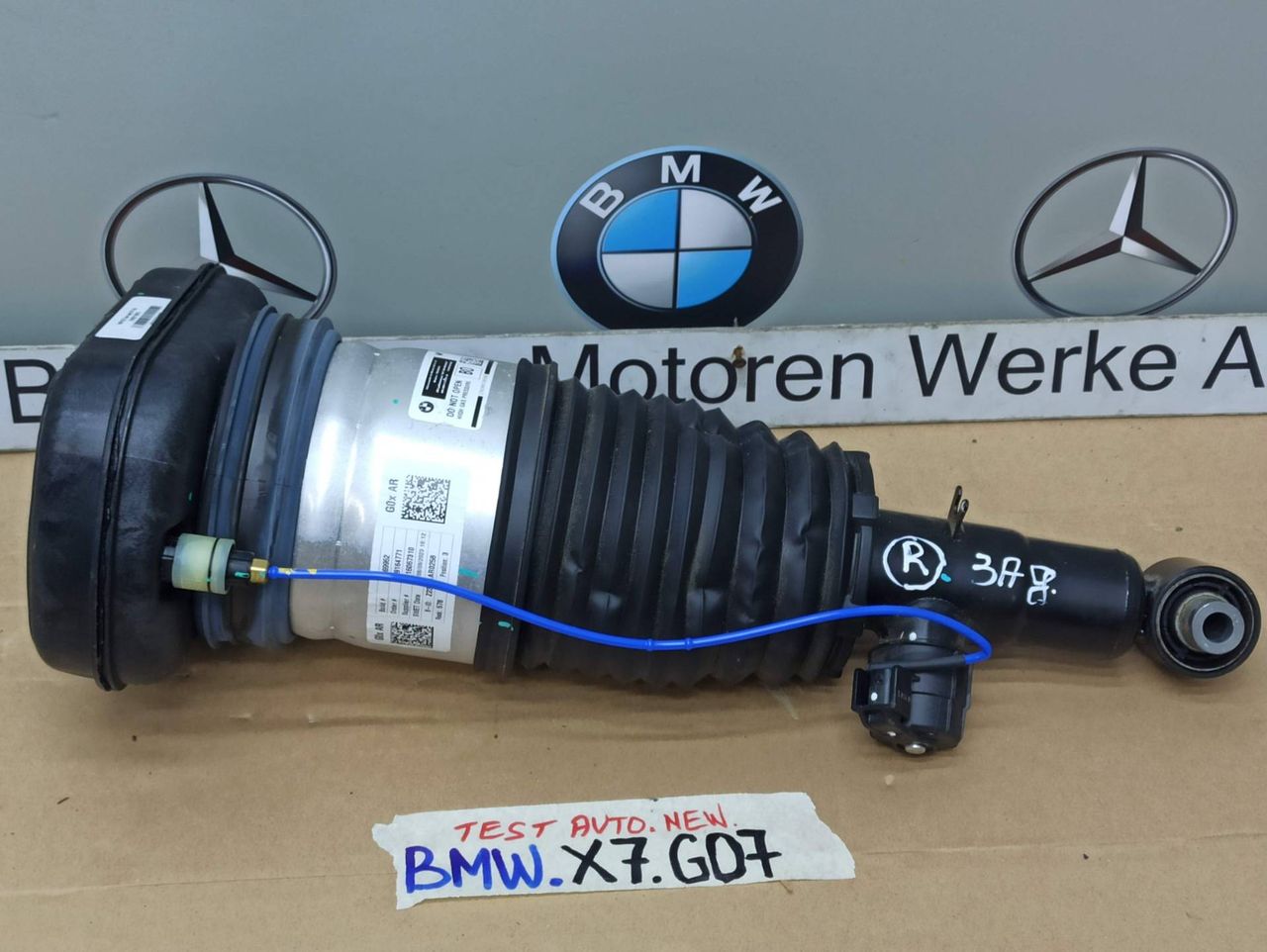 пневмостойка задняя BMW X7 G07 [рестайлинг] 2023, 3.0 л., B58B30, бензин, 475, полный привод, 9164771, 6869040