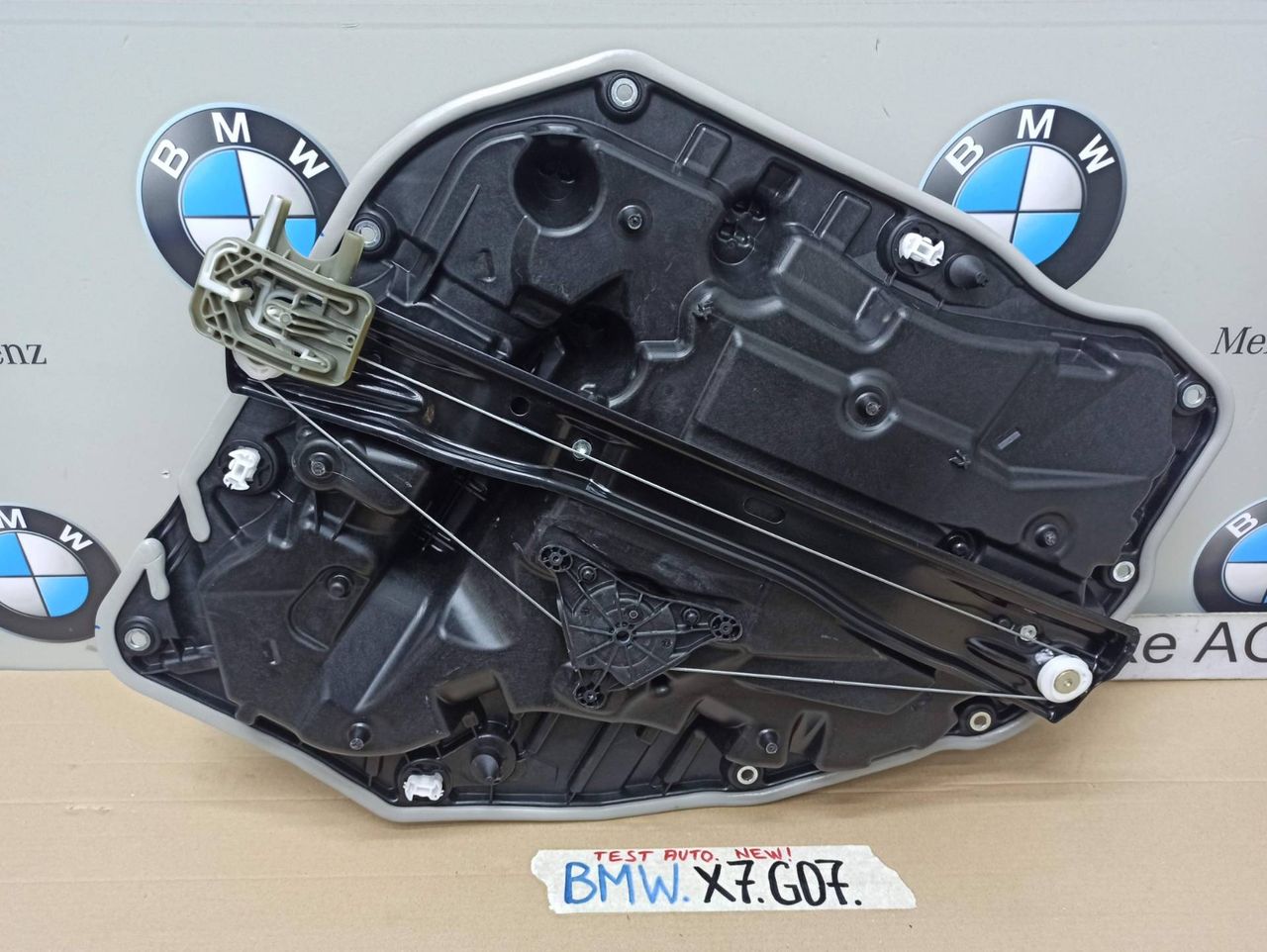 стеклоподъемник задний правый BMW X7 G07 [рестайлинг] 2023, 3.0 л., B58B30, бензин, 475, полный привод, 9450786