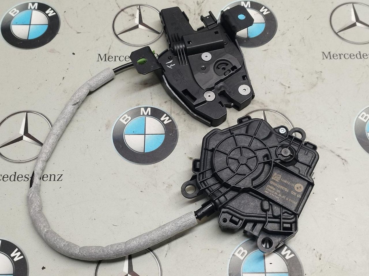 замок багажника BMW X5 M F95 [рестайлинг] 2023, 4.4 л., бензин, 416, 7461674, 1636721