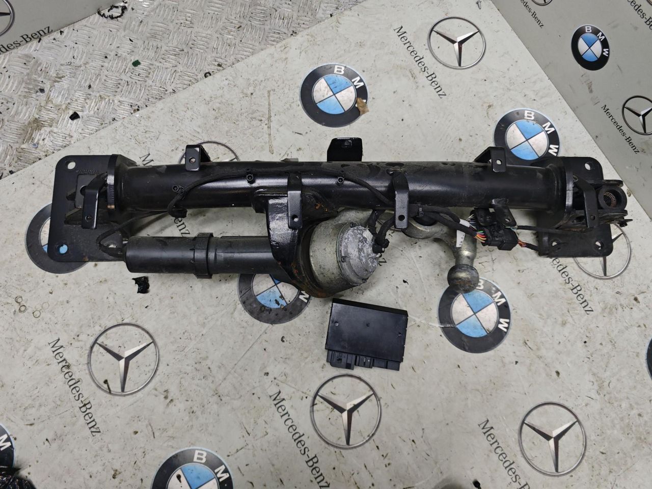 прицепное устройство (фаркоп) BMW 4 Gran Coupe G26 2021, 8738183, 5A056C9