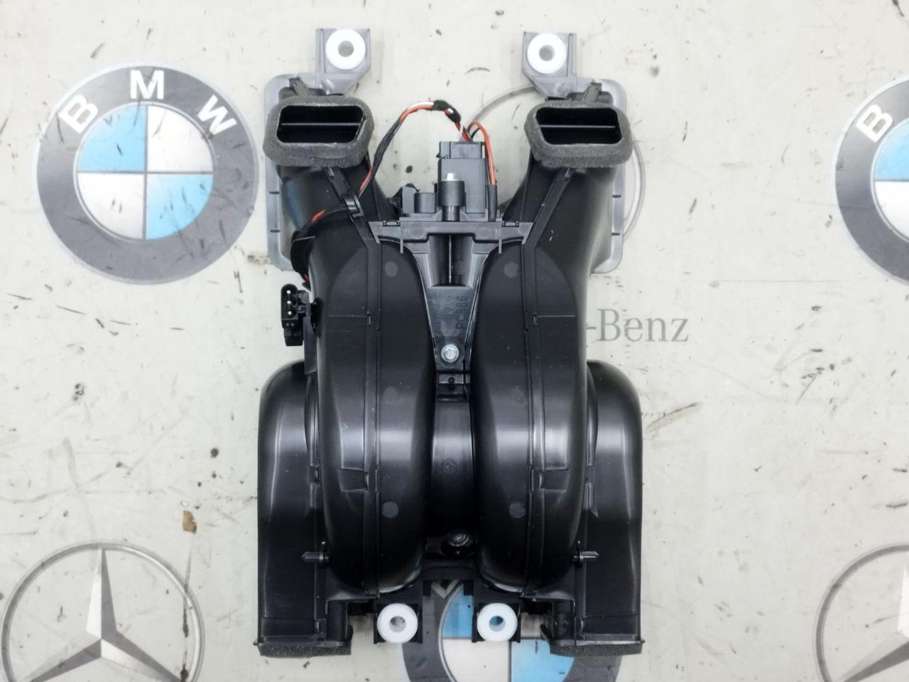 моторчик печки BMW X5 M F95 [рестайлинг] 2023, 4.4 л., бензин, 416, 9315950