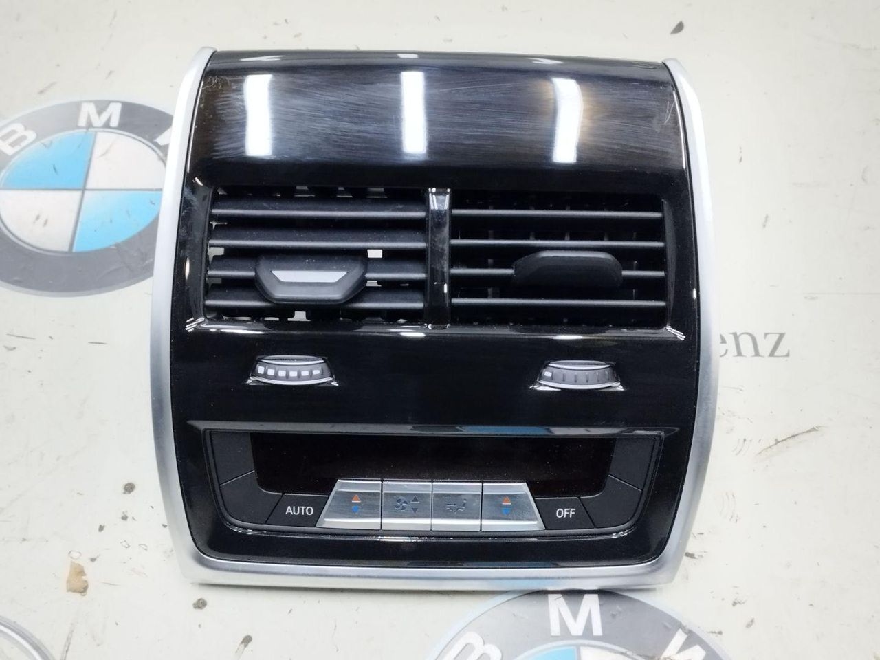 блок управления печки / климат-контроля BMW X5 M F95 [рестайлинг] 2023, 4.4 л., бензин, 416, 9462516
