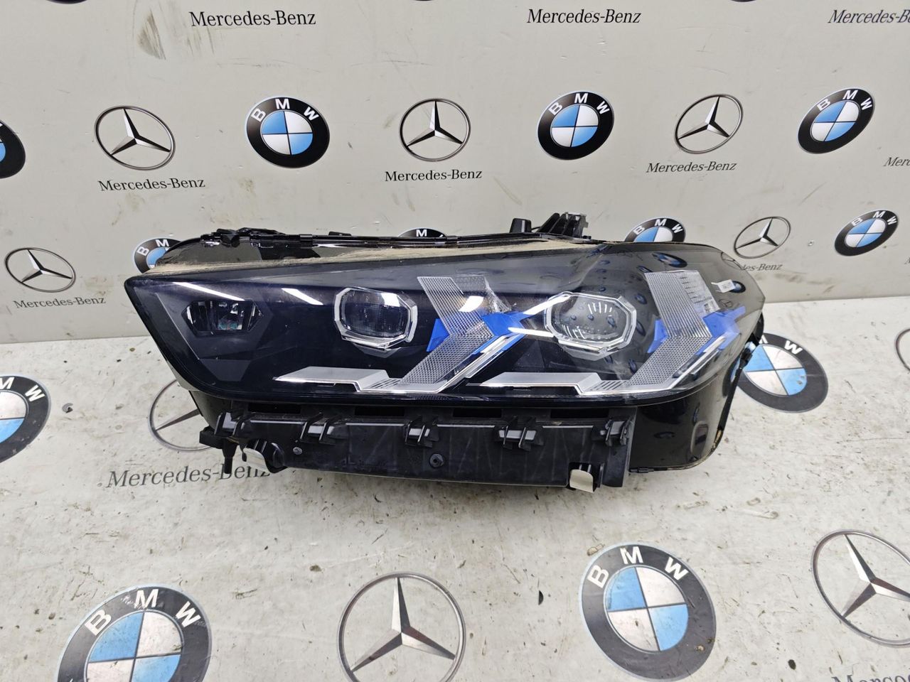 фара левая BMW X6 G06 [рестайлинг] 2023, 3.0 л., бензин, c36, 5A8E111