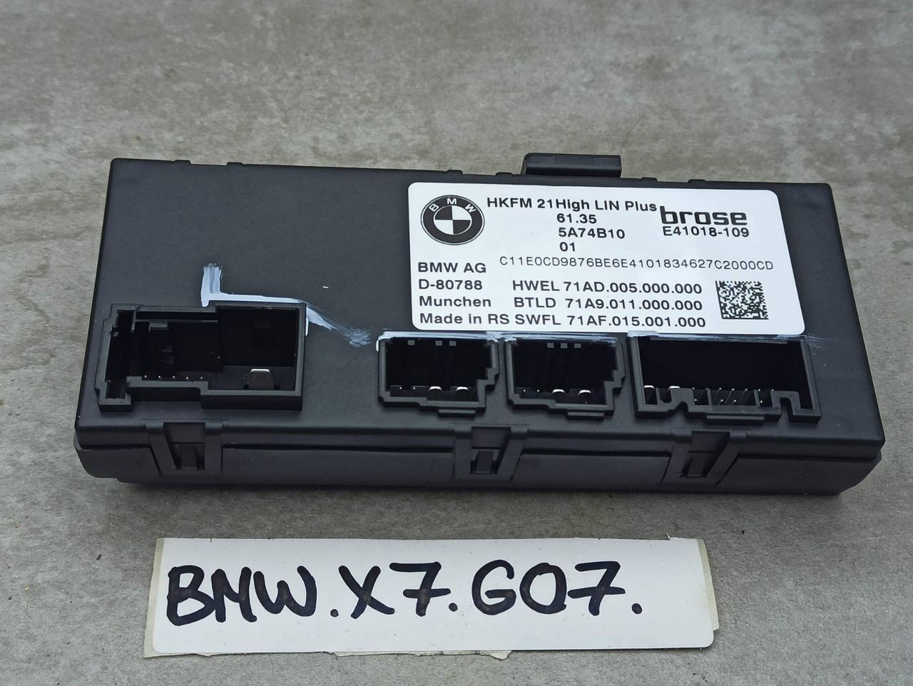 блок управления крышкой багажника BMW X7 G07 [рестайлинг] 2023, 3.0 л., B58B30, бензин, 475, полный привод, 5A74B10