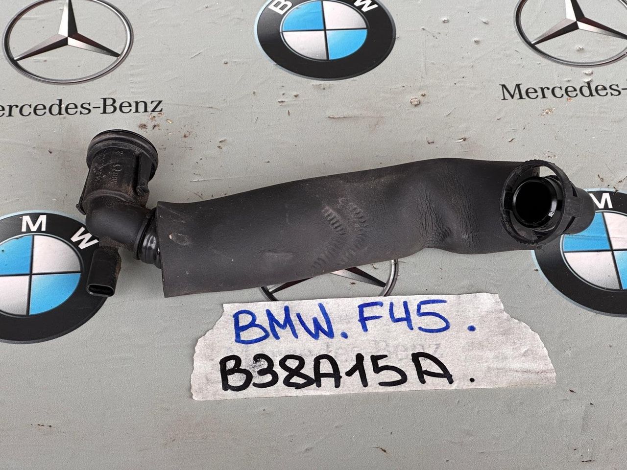 патрубок турбины BMW 2 серия Active Tourer F45 2015, 1.5 л., B38 A15 A, бензин, 7621015
