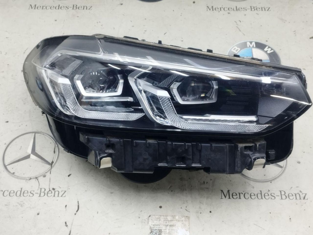 фара правая BMW X3 G01 [рестайлинг] 2023, 2.0 л., бензин, a300, 5A29204