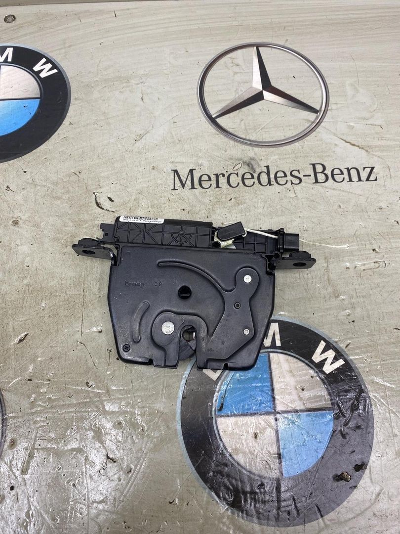 замок багажника BMW 6 серия F06/F12/F13 2014, 3.0 л., бензин, 7191212