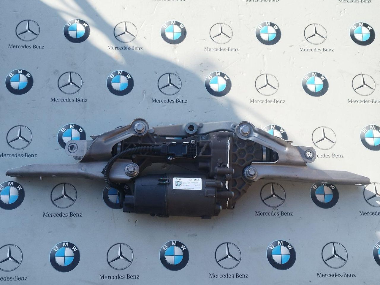 актюатор привода HSR BMW X7 G07 [рестайлинг] 2023, 4.4 л., бензин, a96, полный привод, правый руль, 8861500