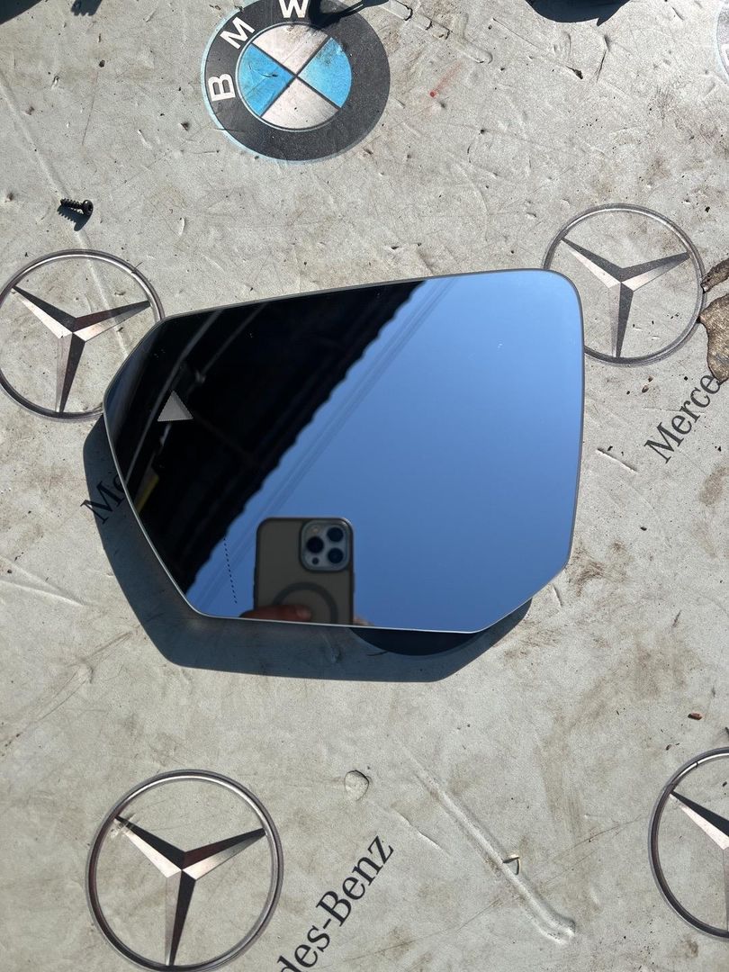 стекло зеркала наружного левого BMW iX I20 2024