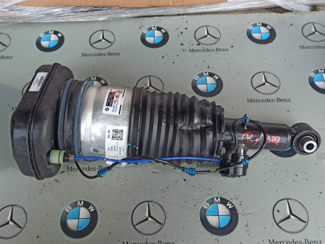 амортизатор задний правый BMW X6 G06 [рестайлинг] 2023, 3.0 л., бензин, c36, 7831561, 78315615, 76686903806