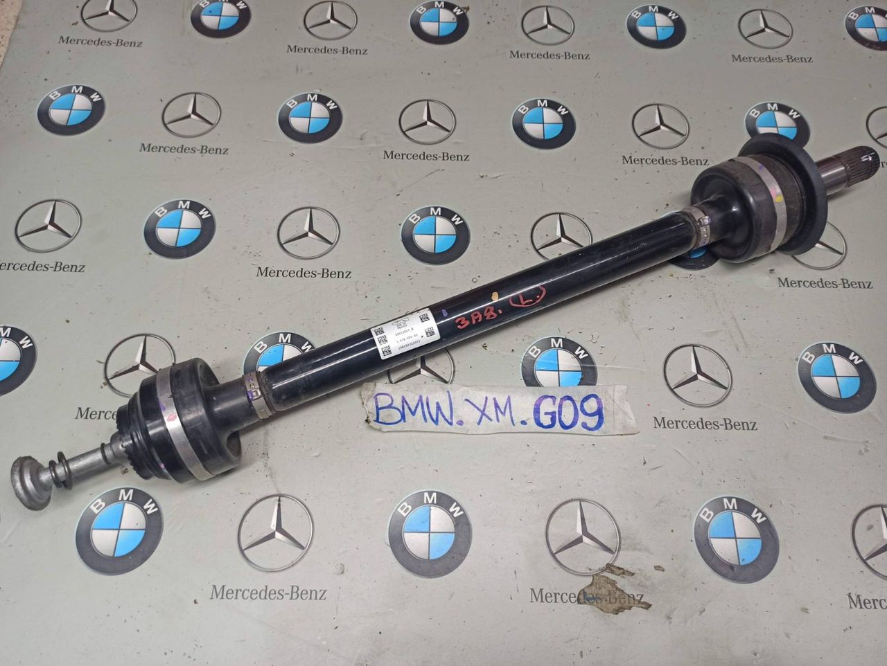 полуось задняя (приводной вал, ШРУС) BMW XM G09 2023, 4.4 л., бензин, электро, c5y, 5A7B1D5, 10512017