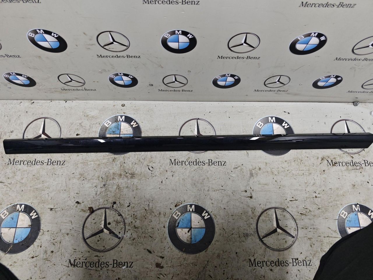 молдинг двери передней правой BMW X7 G07 [рестайлинг] 2023, 4.4 л., бензин, a96, полный привод, правый руль, 7428688