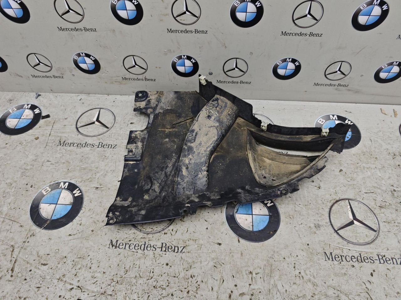 защита арок передняя левая (подкрылок) BMW X5 G05 [рестайлинг] 2023, 3.0 л., B58B30C, бензин, 7469469