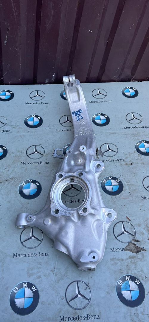 кулак поворотный левый BMW X6 G06 [рестайлинг] 2023, 3.0 л., бензин, c36, 6876655