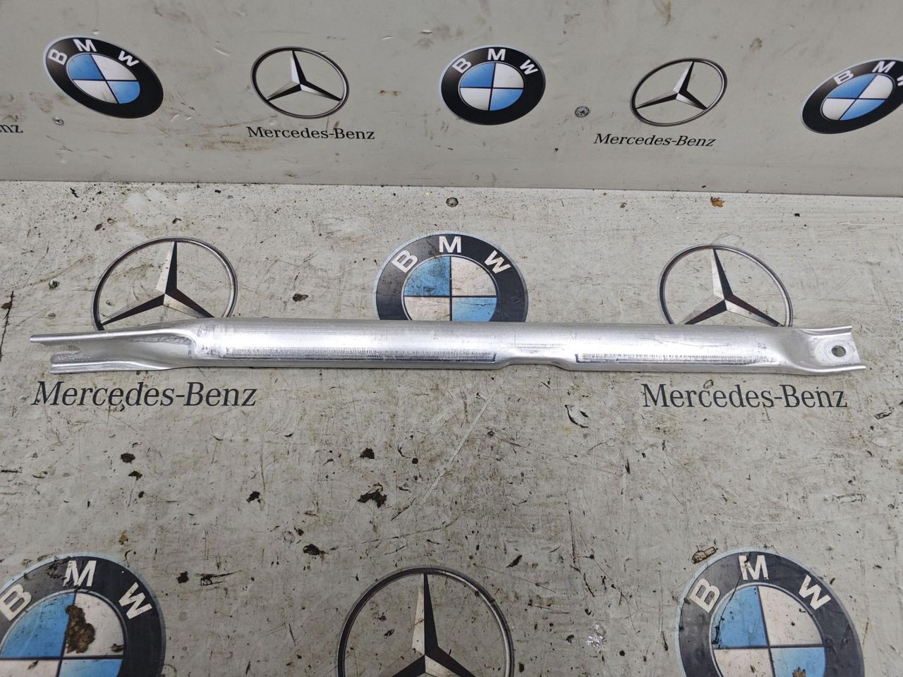 распорка стоек BMW X5 G05 [рестайлинг] 2023, 3.0 л., бензин, c4p, полный привод, 7337923