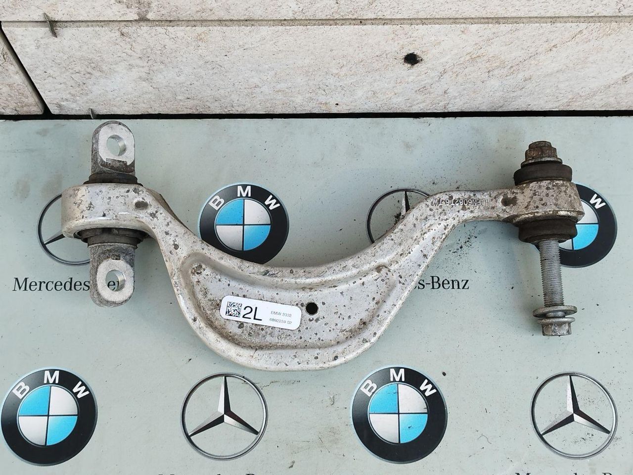 рычаг задний левый BMW iX I20 2024, 6892259