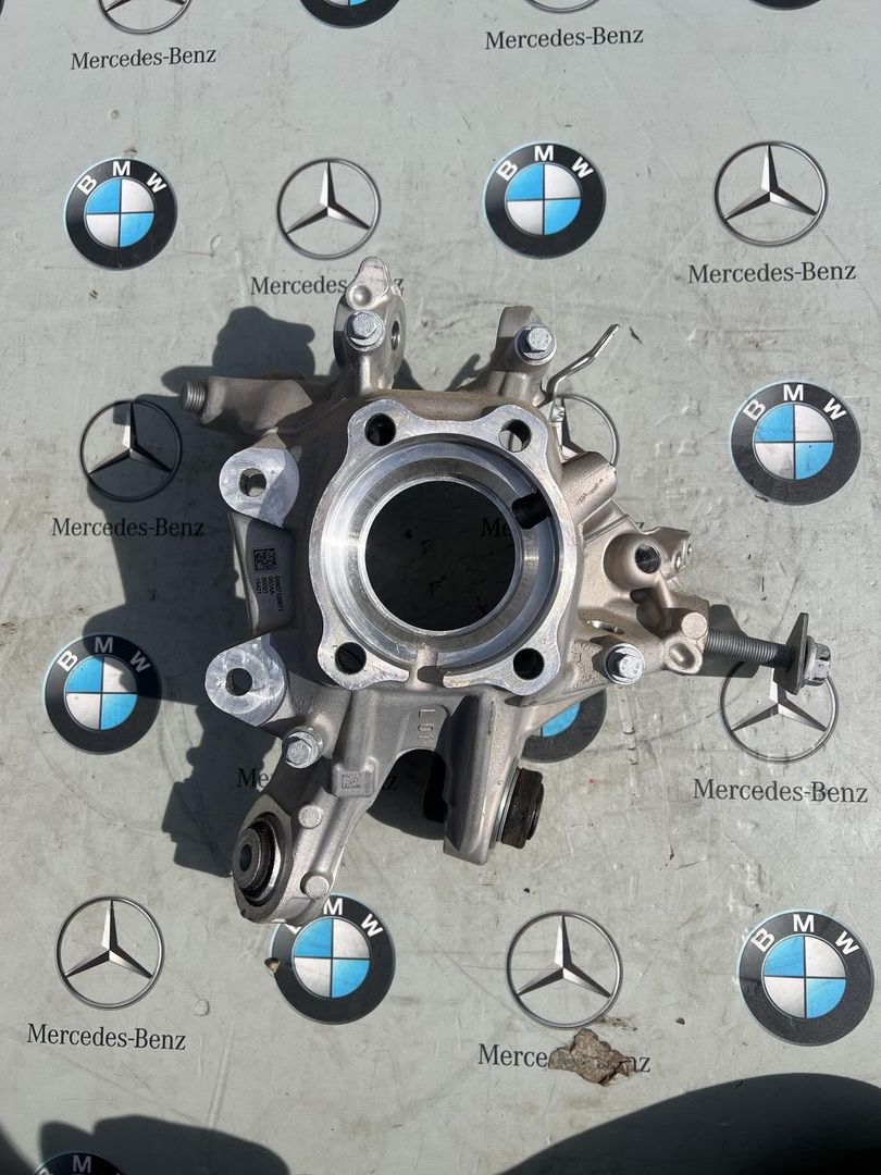 кулак задний левый BMW 8 серия G14/G15 [рестайлинг] 2022, 3.0 л., B58B30C, бензин, АКПП, c36, купе, полный привод, 6850563