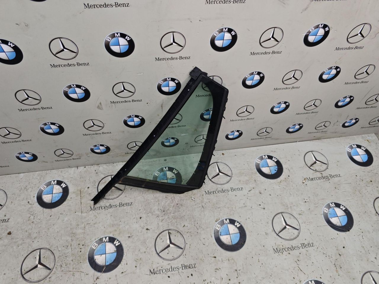 стекло двери задней левой BMW X5 G05 [рестайлинг] 2023, 3.0 л., бензин, c4p, полный привод