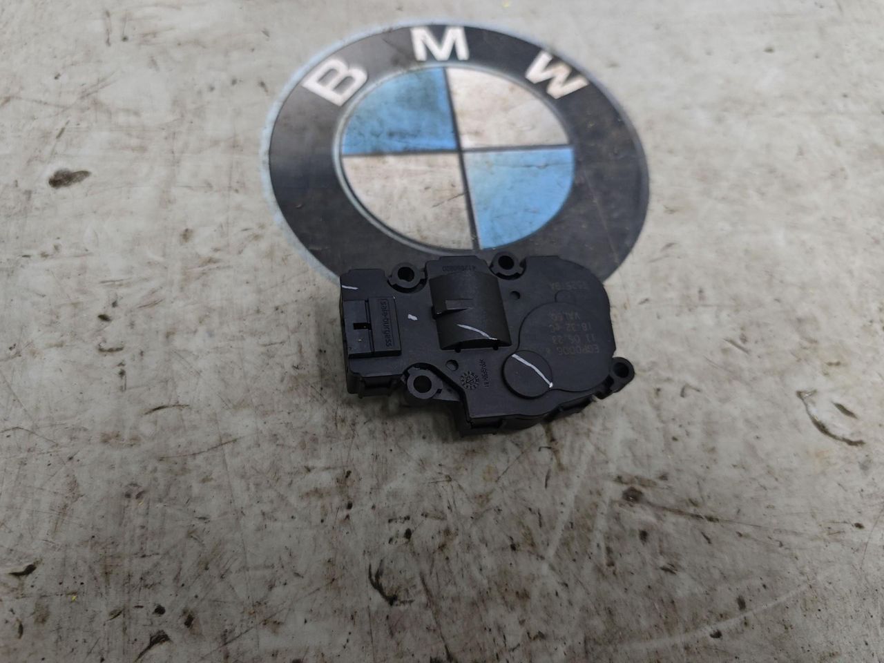 моторчик заслонки печки BMW X3 G01 [рестайлинг] 2023, 2.0 л., бензин, a300, EGP0006A, T52579A