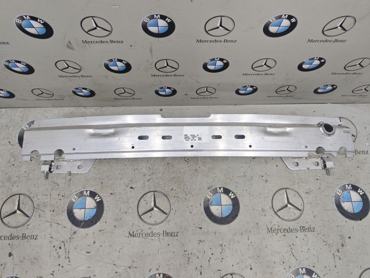 усилитель бампера заднего BMW XM G09 2023, 4.4 л., бензин, c5y, полный привод, 7425444