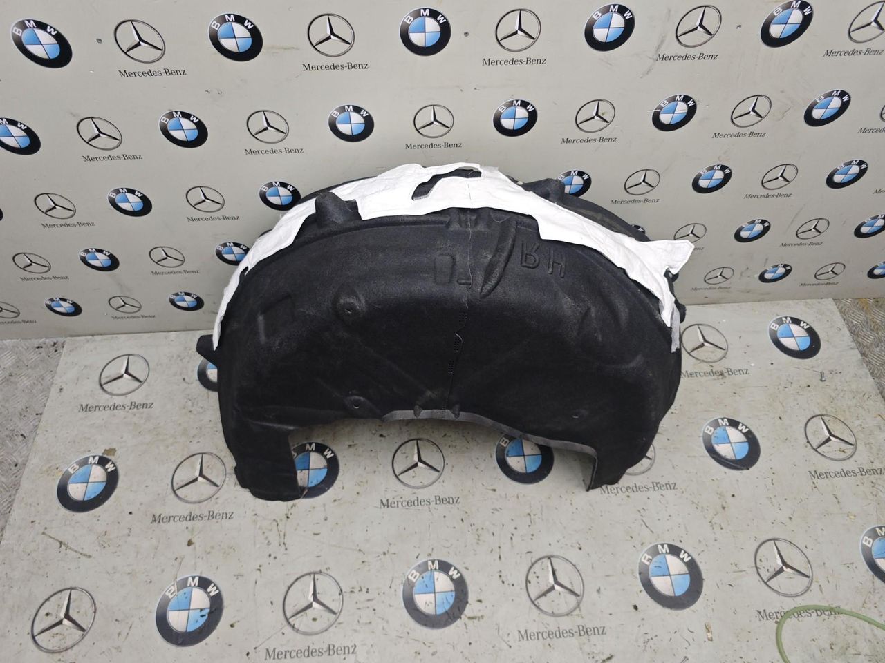 защита арок задняя правая (подкрылок) BMW XM G09 2023, 4.4 л., бензин, c5y, полный привод