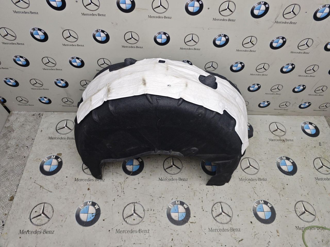 защита арок задняя левая (подкрылок) BMW XM G09 2023, 4.4 л., бензин, c5y, полный привод