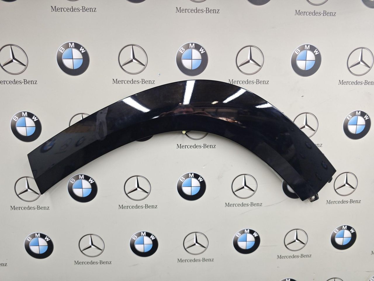 накладка колесной арки BMW XM G09 2023, 4.4 л., бензин, c5y, полный привод, 9450921