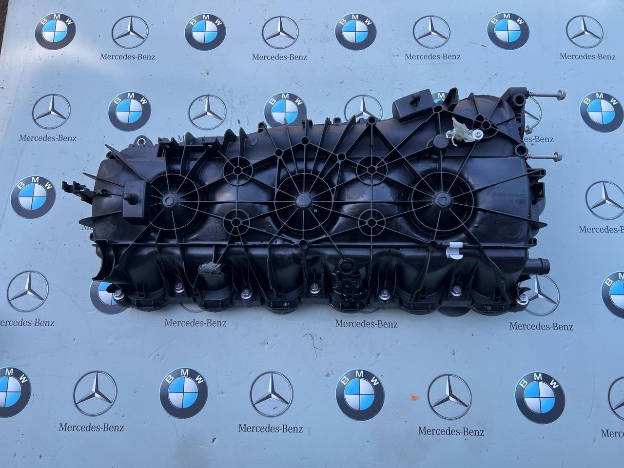 коллектор впускной BMW 8 серия G14/G15 [рестайлинг] 2022, 3.0 л., B58B30C, бензин, АКПП, c36, купе, полный привод, 8647977