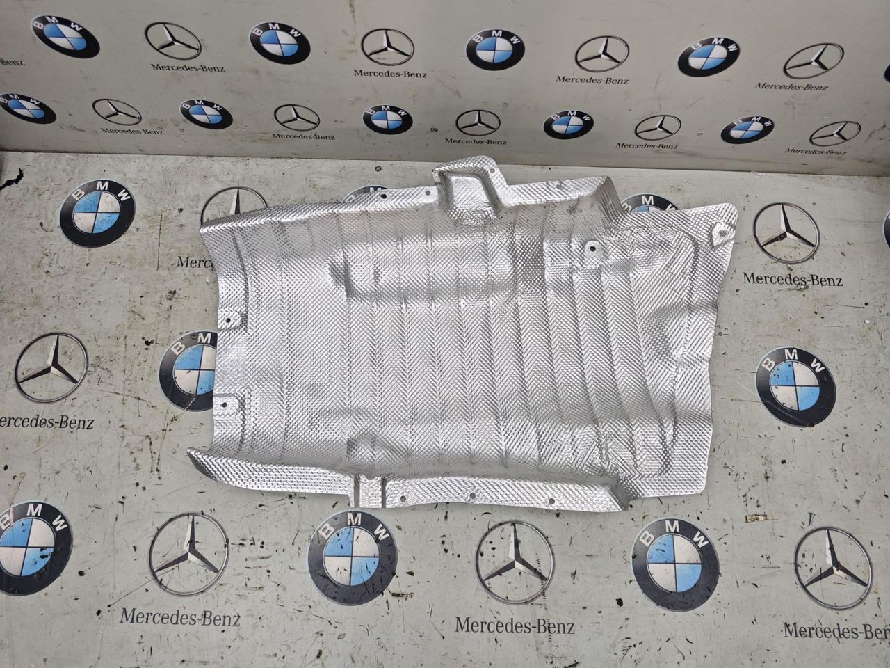 шумоизоляция (термозащита) BMW XM G09 2023, 4.4 л., бензин, c5y, полный привод, 9451752