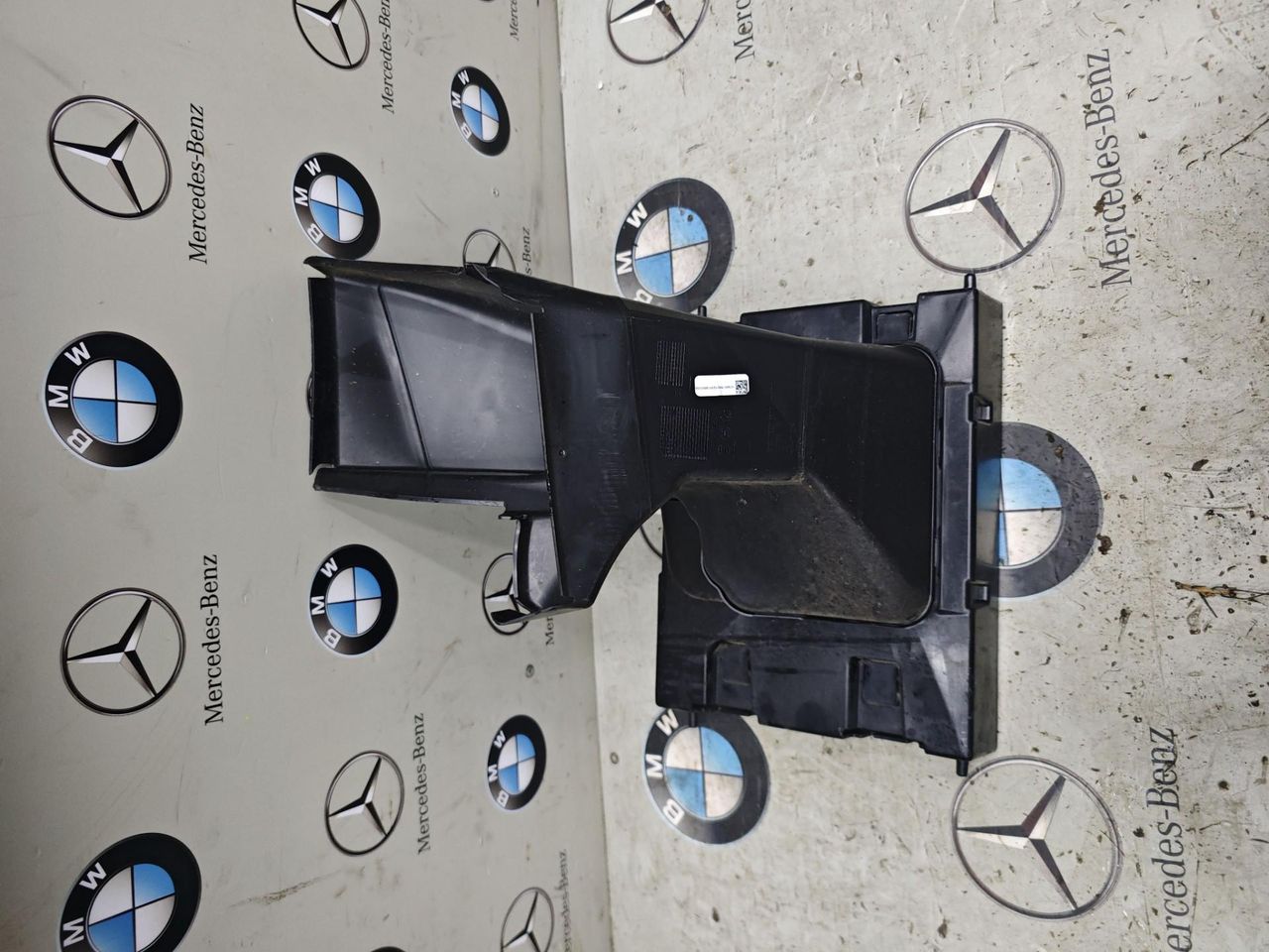 воздуховод (дефлектор) радиатора BMW XM G09 2023, 4.4 л., бензин, c5y, полный привод, 9451690