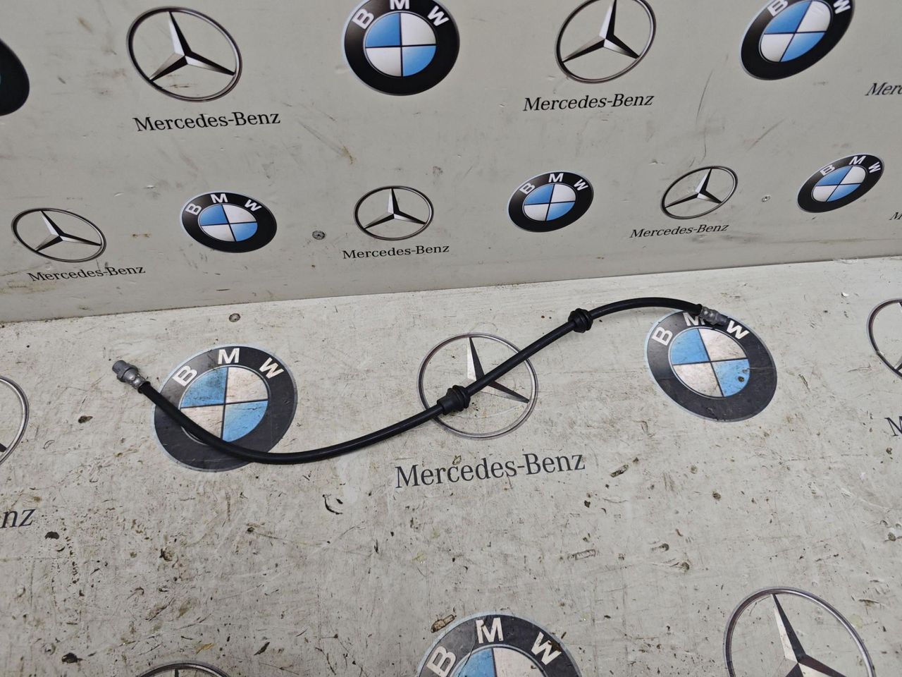шланг тормозной BMW XM G09 2023, 4.4 л., бензин, c5y, полный привод, 6877690