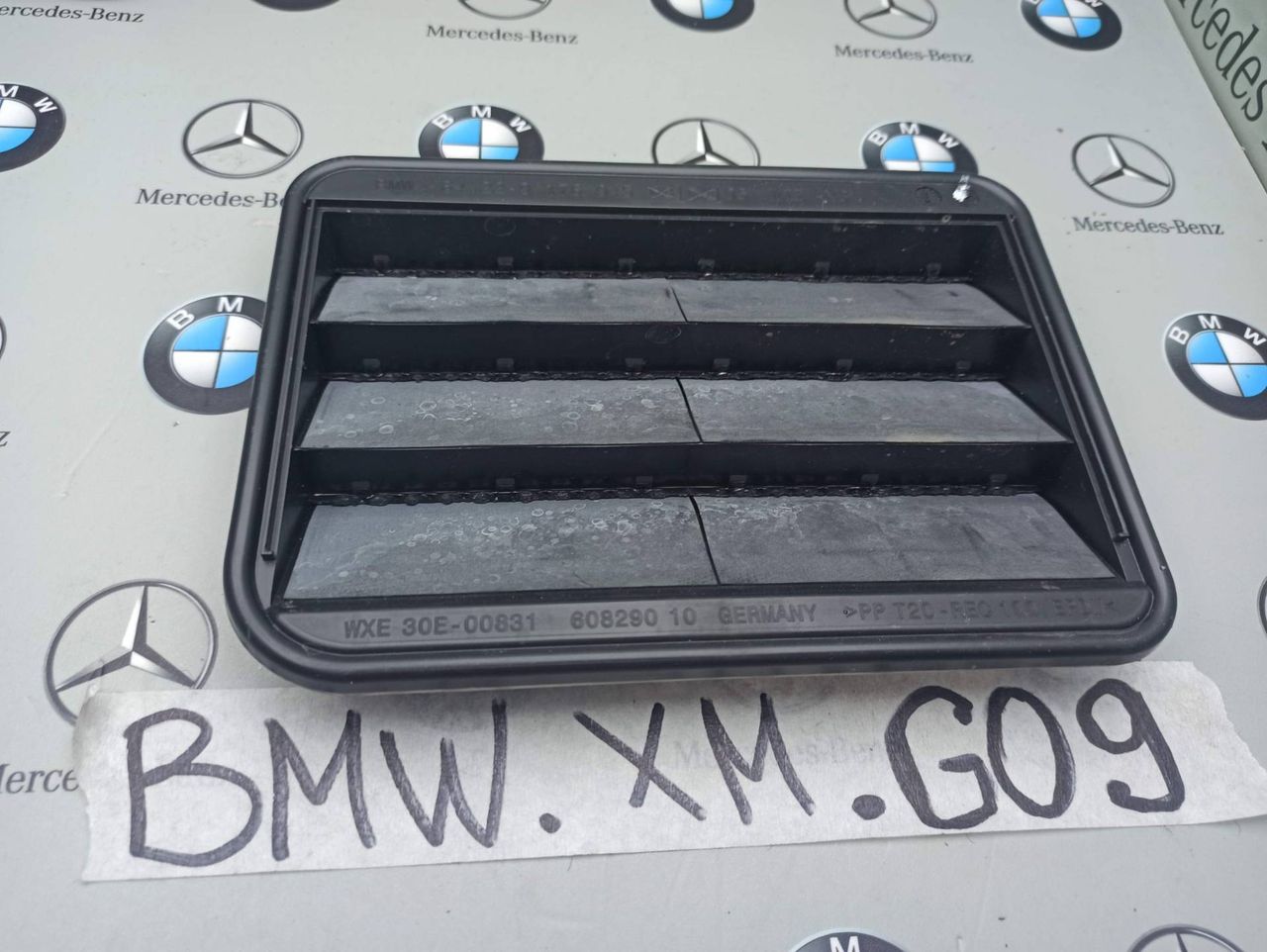 решетка вентиляции багажника BMW XM G09 2023, 4.4 л., бензин, электро, c5y, 9176945