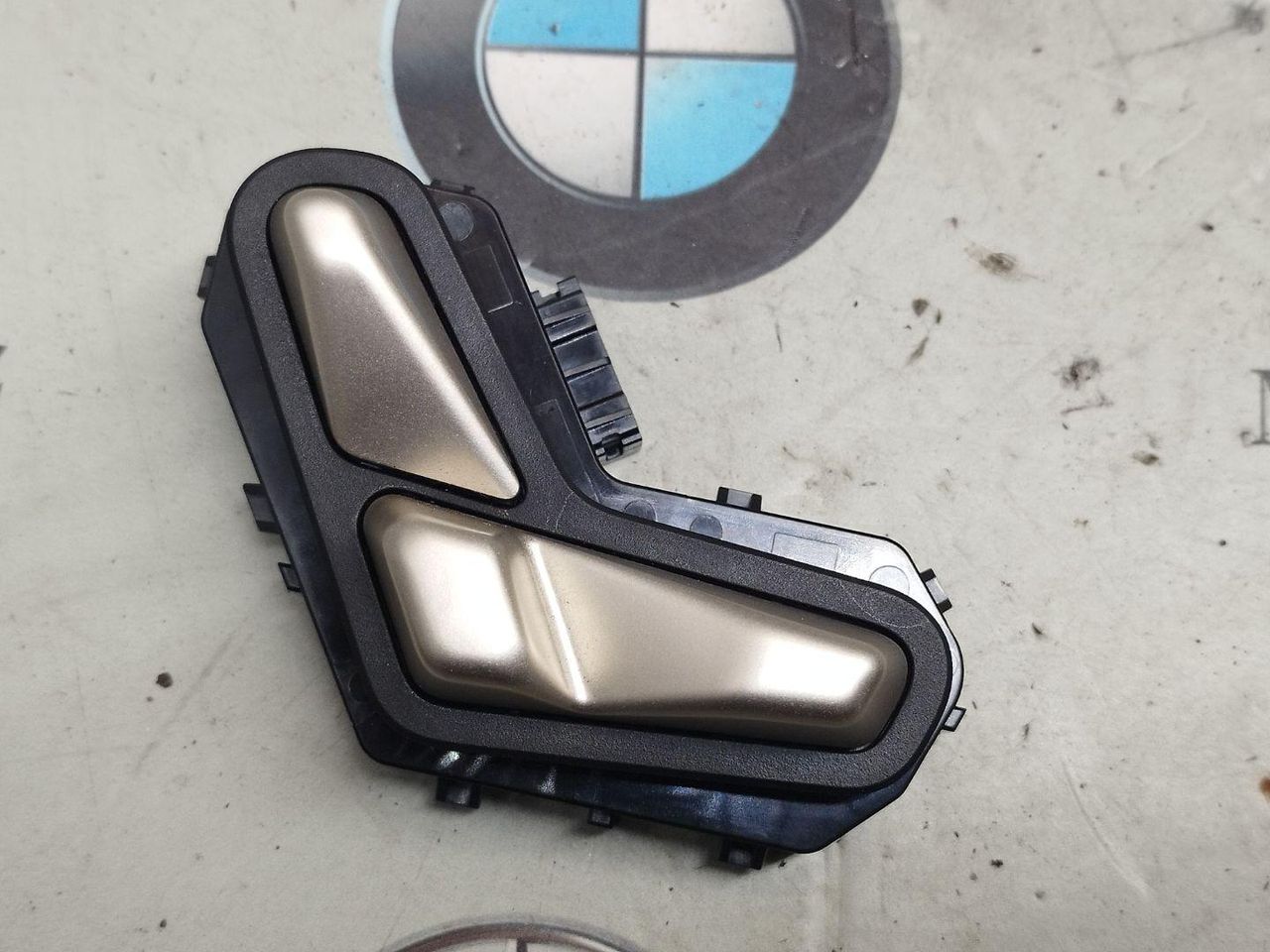 блок управления сиденьем BMW iX I20 2024, 5A32ED3