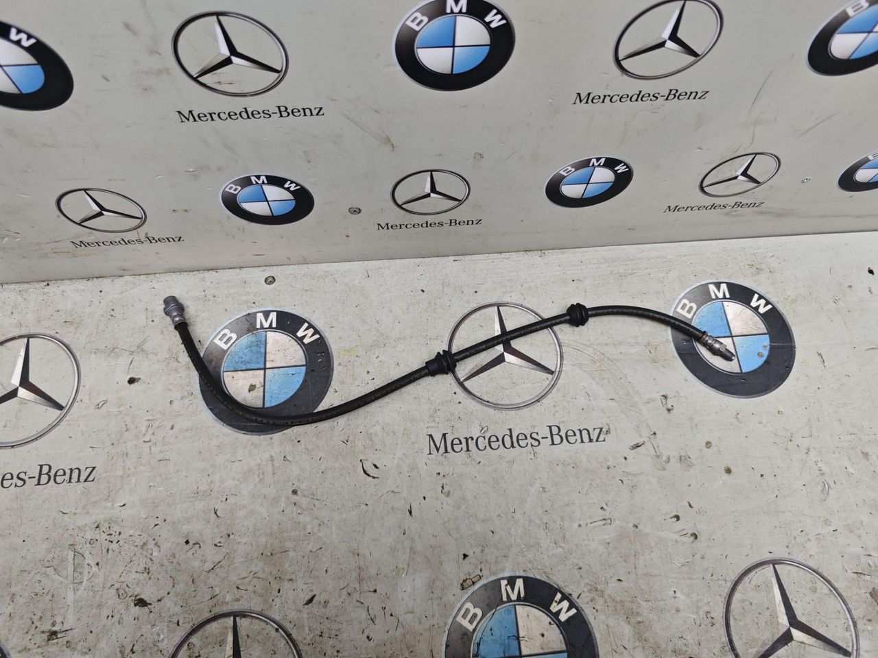 шланг тормозной BMW XM G09 2023, 4.4 л., бензин, c5y, полный привод, 6877690